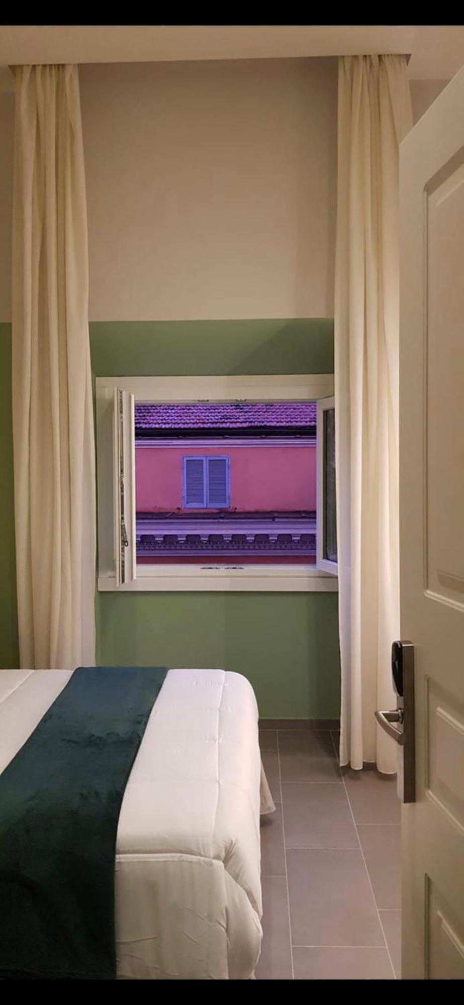 มอร์เฟียส รูม Bed & Breakfast โรม ภายนอก รูปภาพ