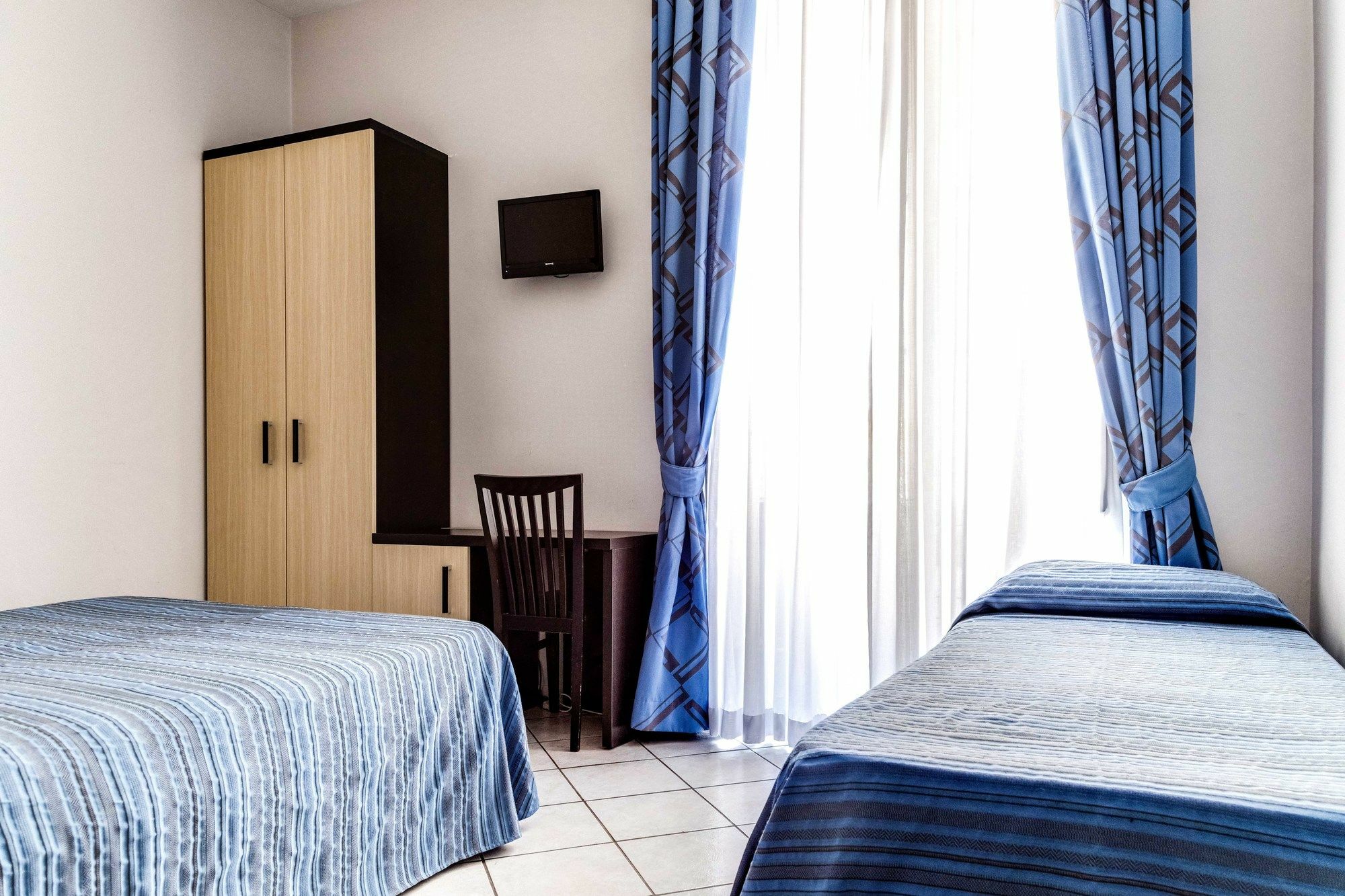มอร์เฟียส รูม Bed & Breakfast โรม ภายนอก รูปภาพ